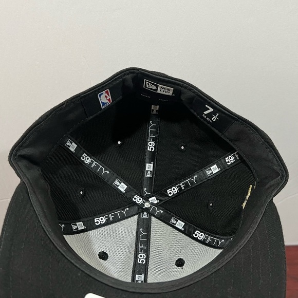New Era, 59Fifty Fitted Hat, Toronto Raptors, Black & Gold - Picture 5 of 11